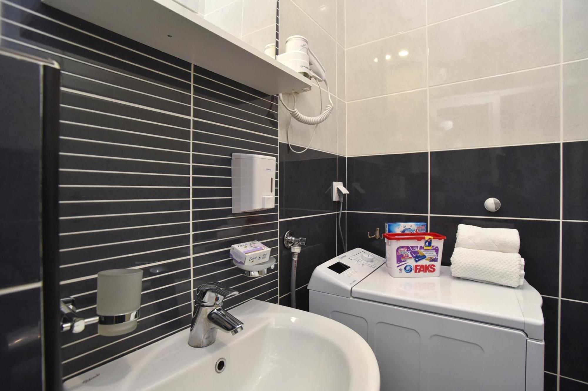 Apartment Golden Lavender Budva Eksteriør bilde