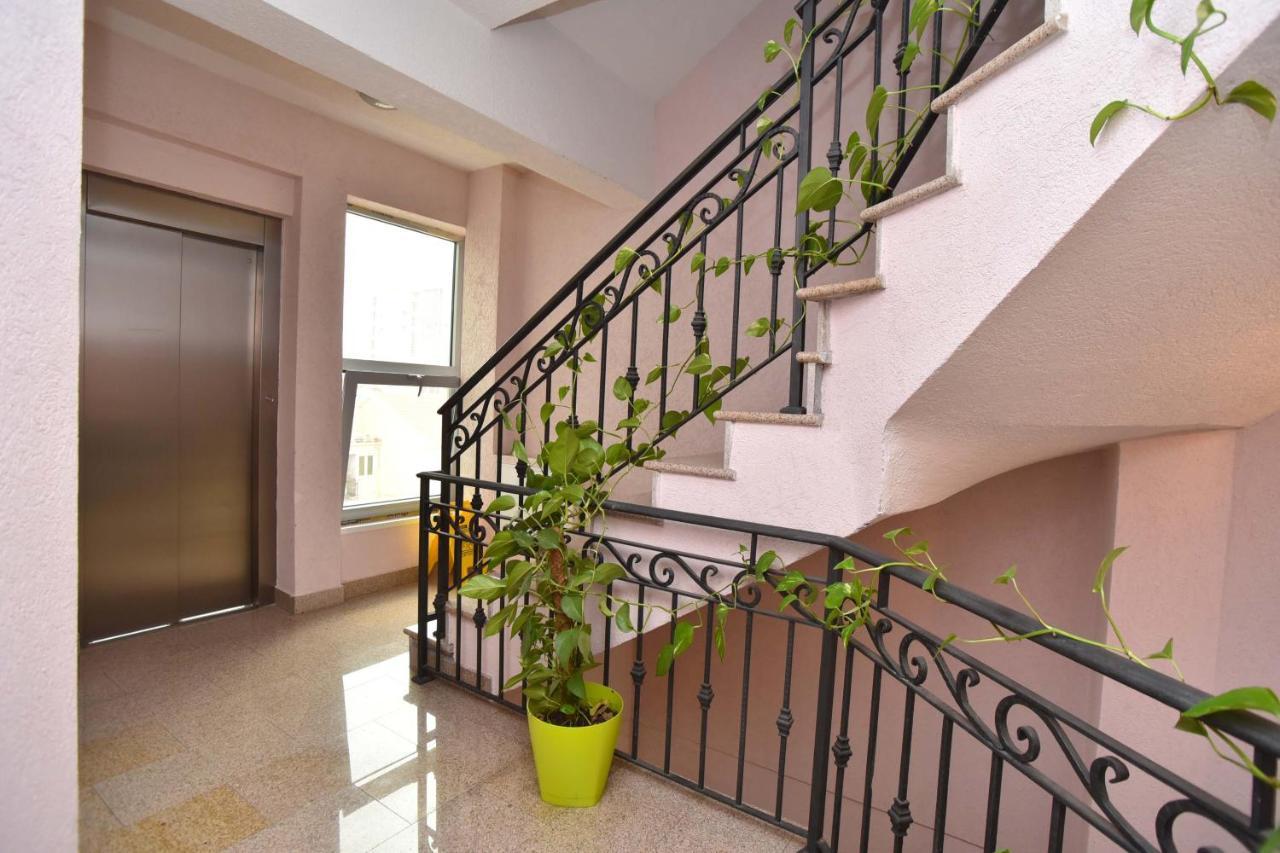 Apartment Golden Lavender Budva Eksteriør bilde